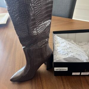 Lulu's Croc-Embossed Heeled Boots in Dark Brown